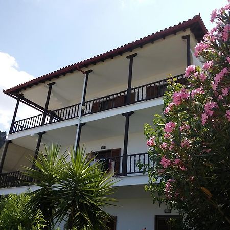 Nikos & Panagiota Apartment วูร์วูรู ห้อง รูปภาพ