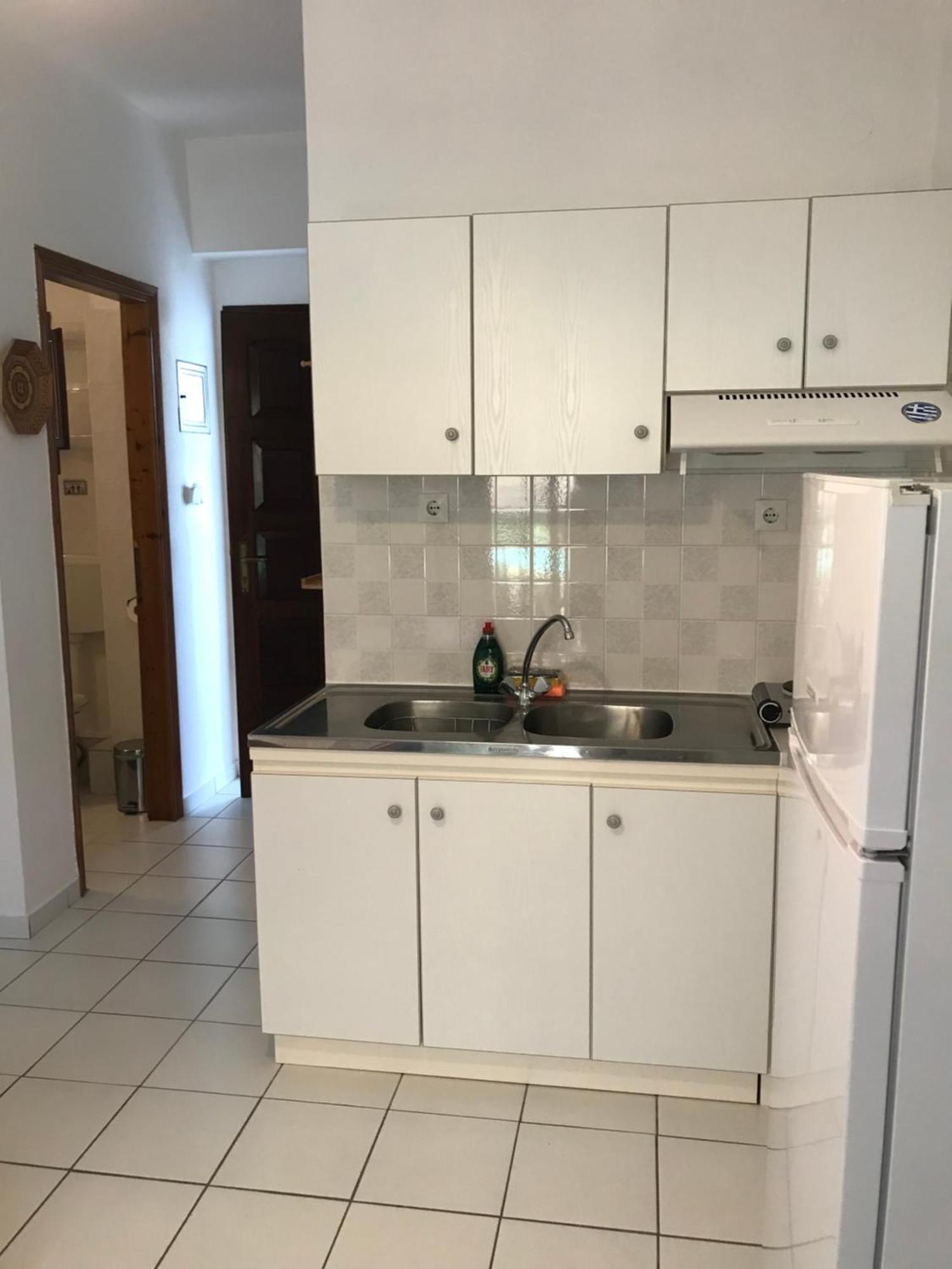 Nikos & Panagiota Apartment วูร์วูรู ภายนอก รูปภาพ