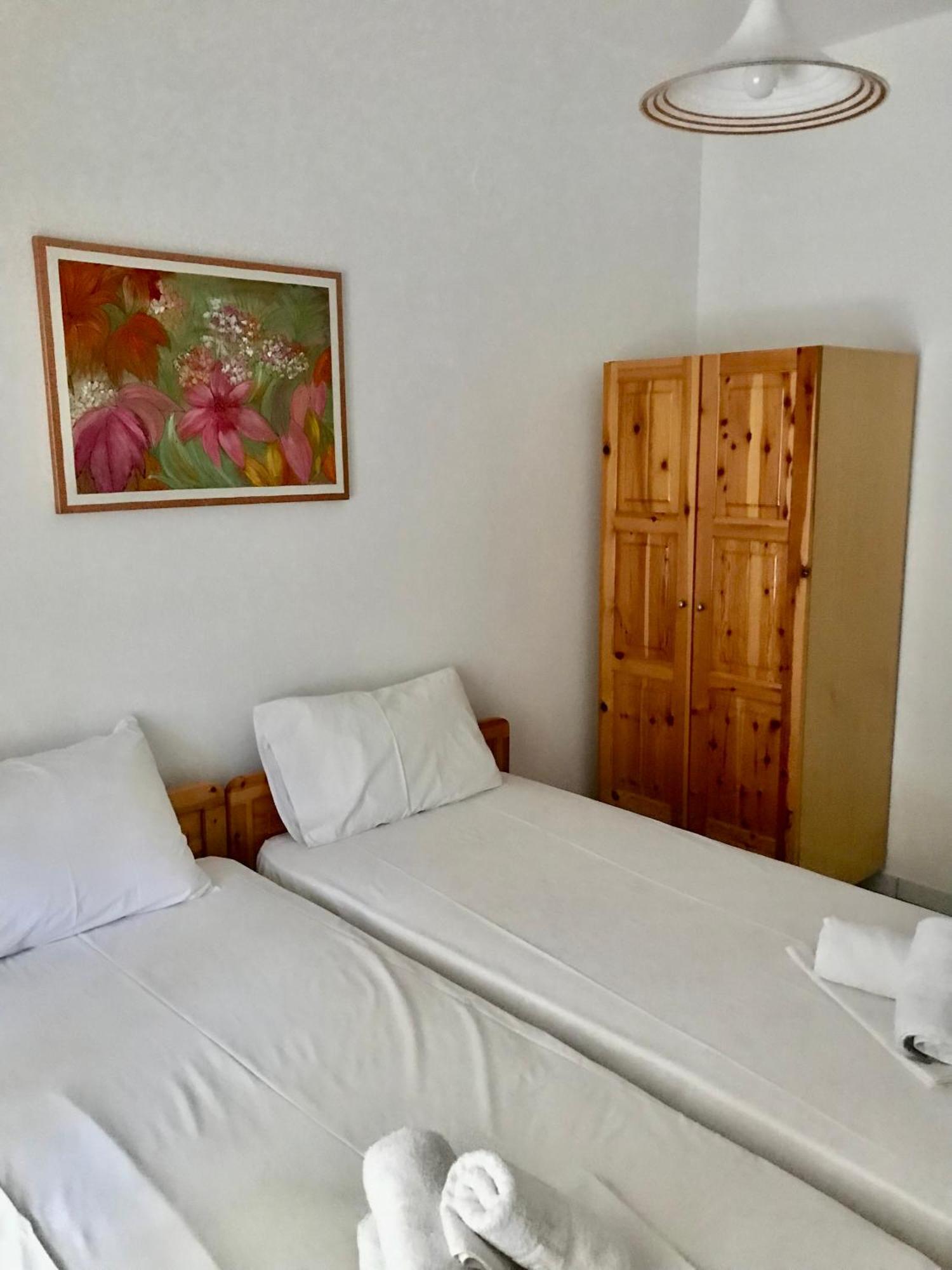 Nikos & Panagiota Apartment วูร์วูรู ภายนอก รูปภาพ